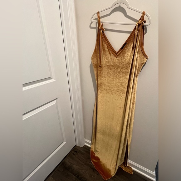 Zelie For She Gold Velvet Dress - Picture 1 of 7